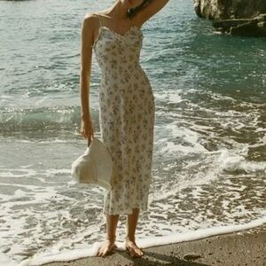 DOEN SANDIA DRESS IN BLEU FROLICKING FLORAL, brand new, never worn, No flaws.